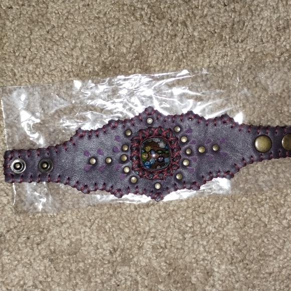 Turkish HandMade Leather Bracelet with Hippie Stone - Picture 1 of 2